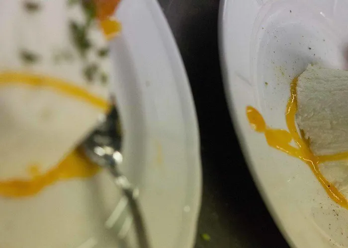 Nocleg ze śniadaniem Tamara Country & Montefiore Conca