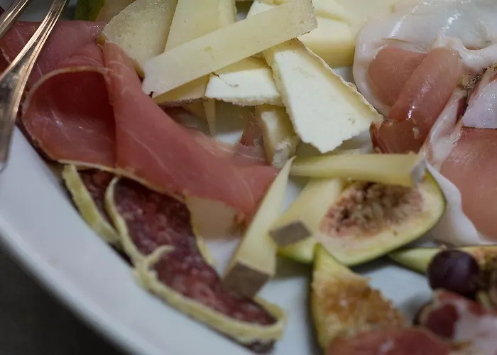 Tamara Country & Montefiore Conca