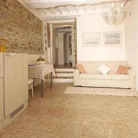 Tamara Country & 3* Montefiore Conca