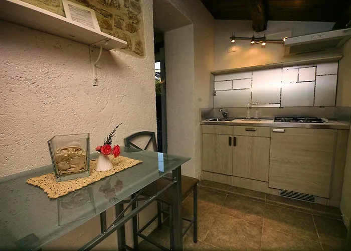 Tamara Country & Montefiore Conca